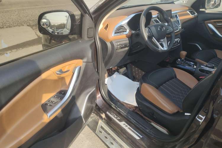 Used Soueast DX7 2018 1.5T Automatic Luxury Model