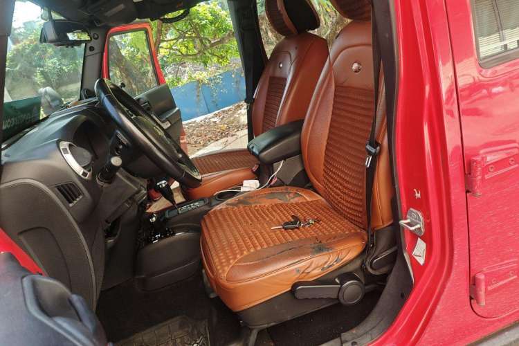 Used Jeep Wrangler 2014 2.8TD Sahara Four-Door Edition