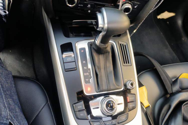 Used Audi A4 2014 40 TFSI allroad quattro plus version
