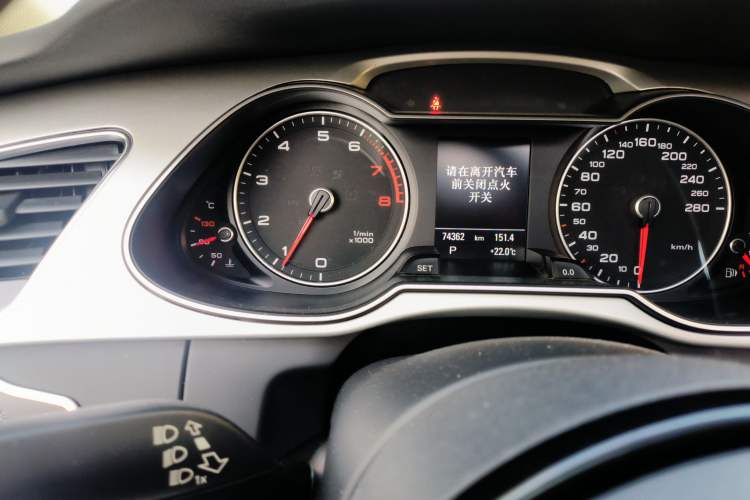 Used Audi A4 2014 40 TFSI allroad quattro plus version
