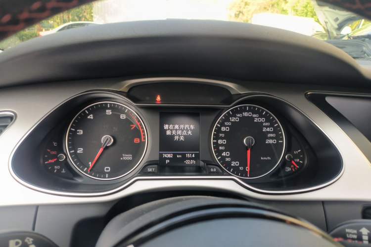 Used Audi A4 2014 40 TFSI allroad quattro plus version
