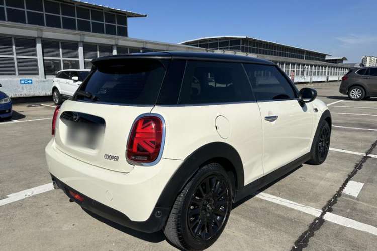 Used MINI MINI 2020 1.5T COOPER Classic Edition
