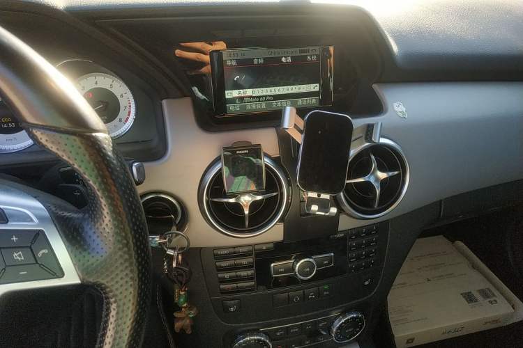 Used Mercedes-Benz GLK-Class 2015 GLK 260 4MATIC Fashion Edition Ultimate Version