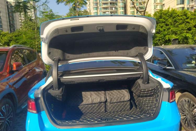 Used Geely Auto Emgrand GT New Energy 2018 1.5T PHEV Yaoxiang Edition Trunk