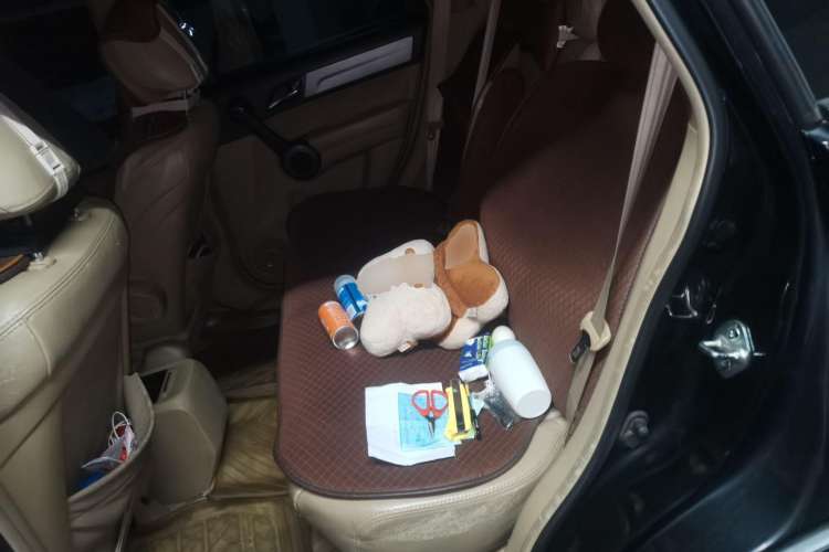 Used Honda CR-V 2010 2.0L manual two-wheel drive urban version
