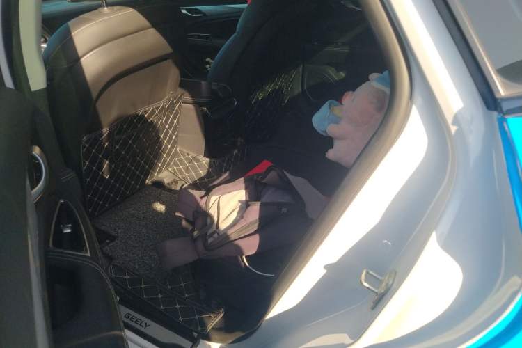 Used Geely Auto Emgrand GT New Energy 2018 1.5T PHEV Yaoxiang Edition Left Rear Seat