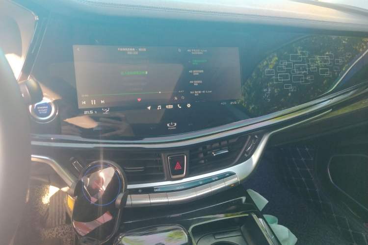 Used Geely Auto Emgrand GT New Energy 2018 1.5T PHEV Yaoxiang Edition Audio And AC Panel