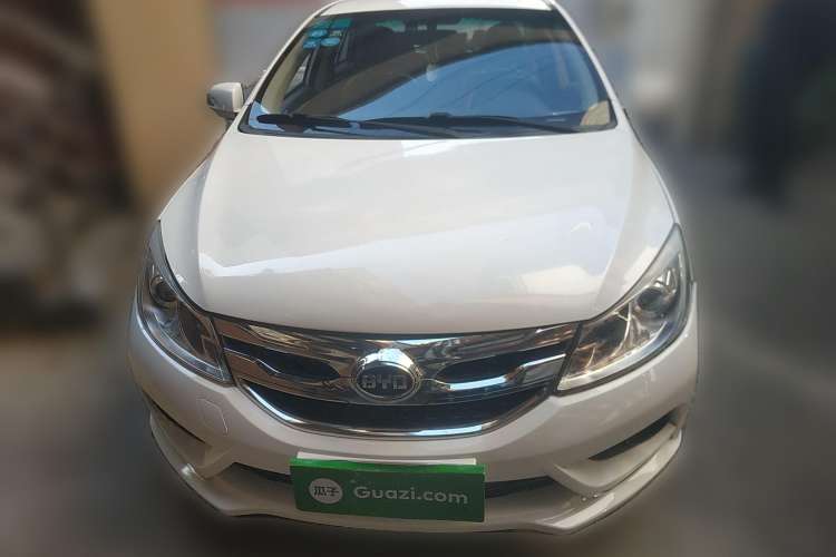 Used BYD Surui 2015 1.5L Automatic Comfort Edition
