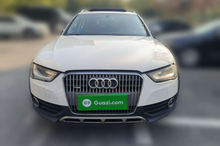 Used Audi A4 2014 40 TFSI allroad quattro plus version
