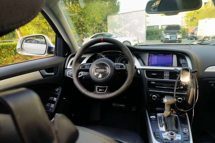 Used Audi A4 2014 40 TFSI allroad quattro plus version
