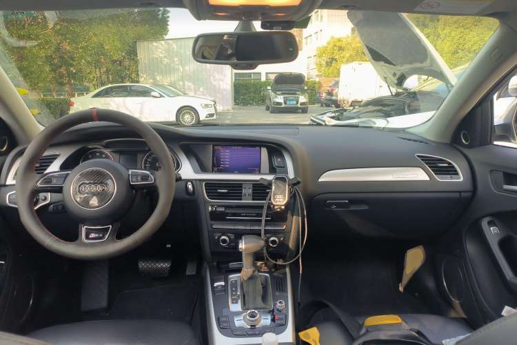Used Audi A4 2014 40 TFSI allroad quattro plus version
