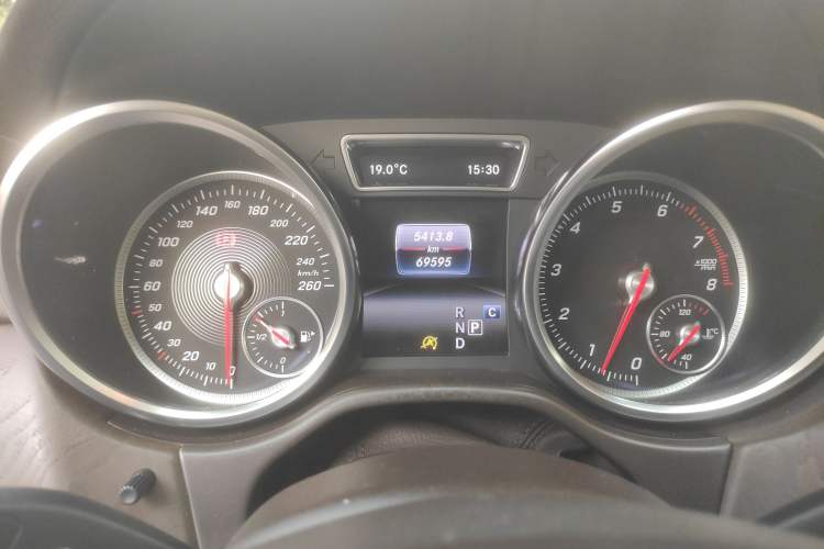 Used Mercedes-Benz GLS 2016 GLS 400 4MATIC Luxury Model
