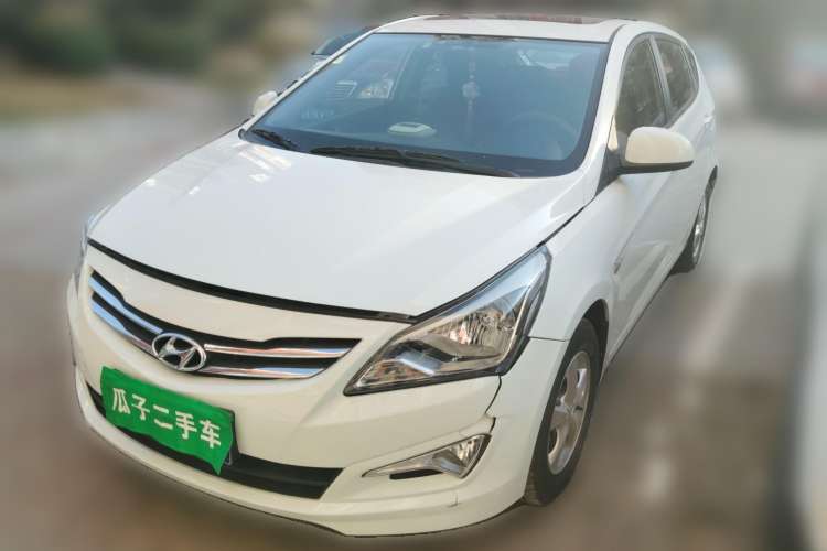 Used Hyundai Verna Ray 2016 1.4L Automatic Leading-Edge GLX