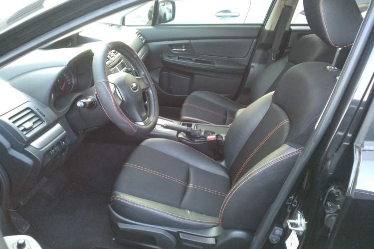 Used Subaru XV 2014 2.0i Comfort Edition
