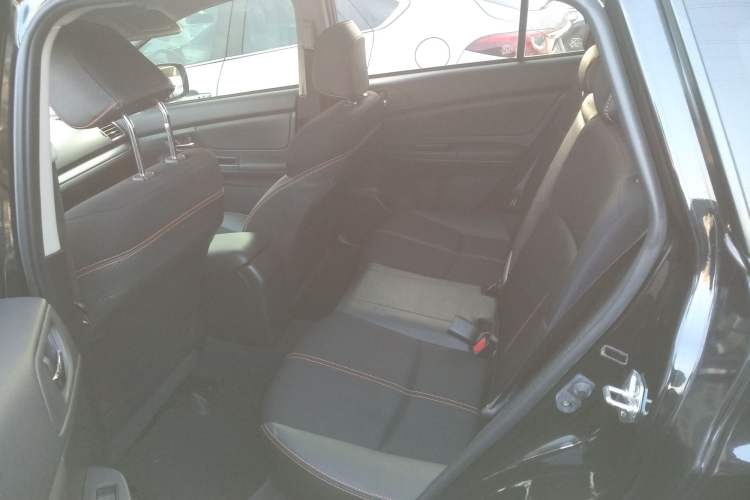 Used Subaru XV 2014 2.0i Comfort Edition
