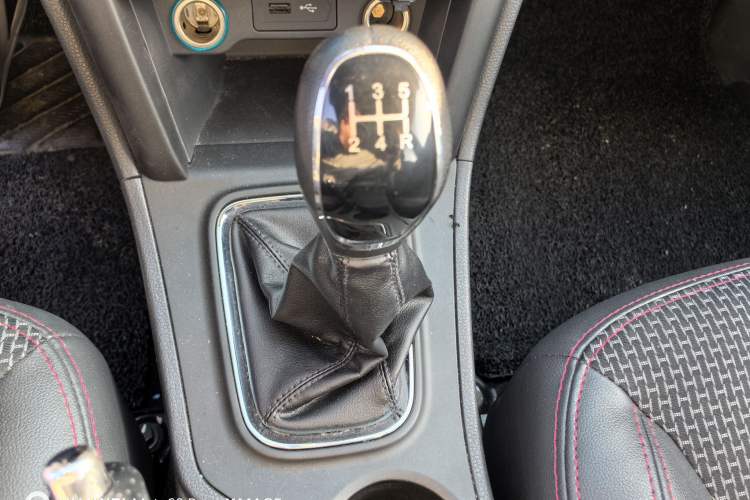 Used Chery Tiggo 3 2016 1.6L Manual ZhiShang Edition
