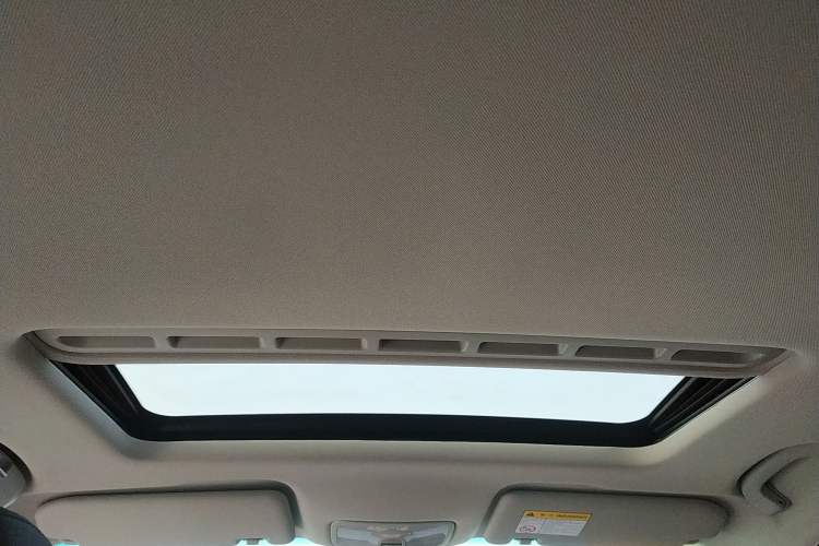 Used Roewe 360 2018 PLUS 1.5L Automatic Luxury Edition
