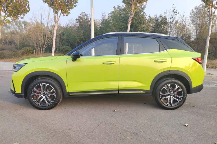 Used Wuling Alvez 2022 1.5T CVT Trendy & Cool Edition
