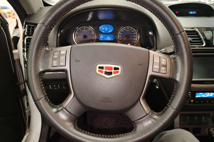 Used Geely Auto Classic Emgrand 2013 Hatchback 1.8L CVT Elite Model
