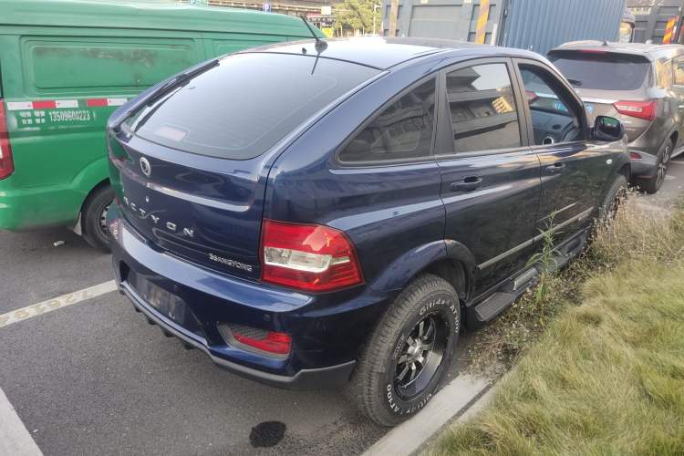 Used SsangYong Actyon 2014 2.3L Two-Wheel Drive Manual Transmission Entry-Level Gasoline Version
