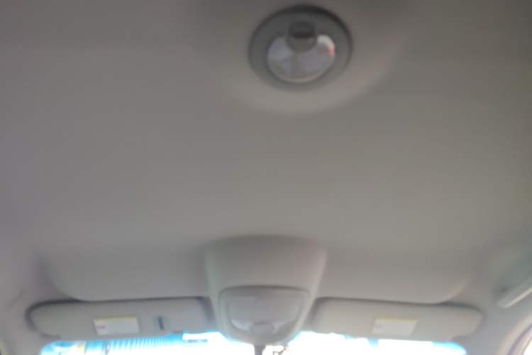 Used SsangYong Actyon 2014 2.3L Two-Wheel Drive Manual Transmission Entry-Level Gasoline Version
