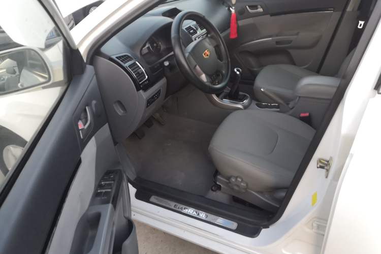 Used Geely Auto Classic Emgrand 2012 Hatchback 1.5L Manual Standard Model
