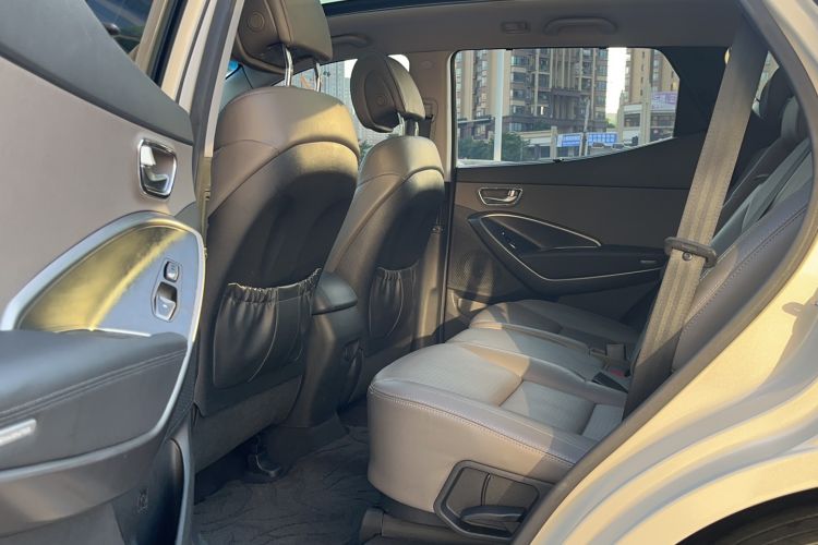 Used Hyundai Santa Fe Classic 2013 3.0L 4x4 Flagship Edition 7 Seats Euro IV
