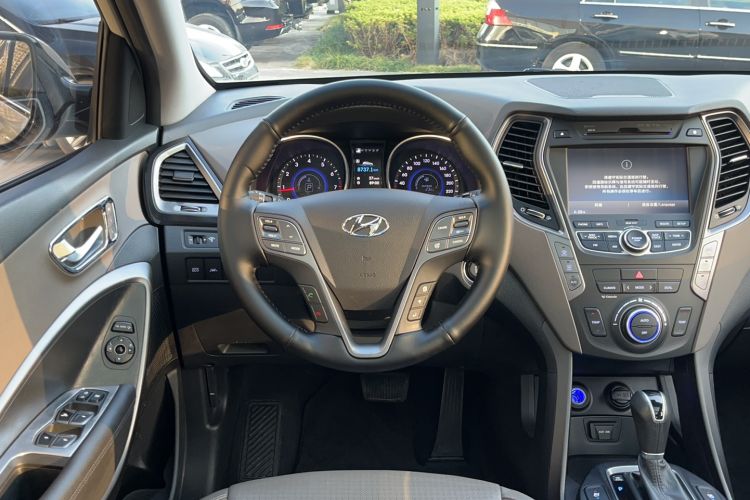 Used Hyundai Santa Fe Classic 2013 3.0L 4x4 Flagship Edition 7 Seats Euro IV
