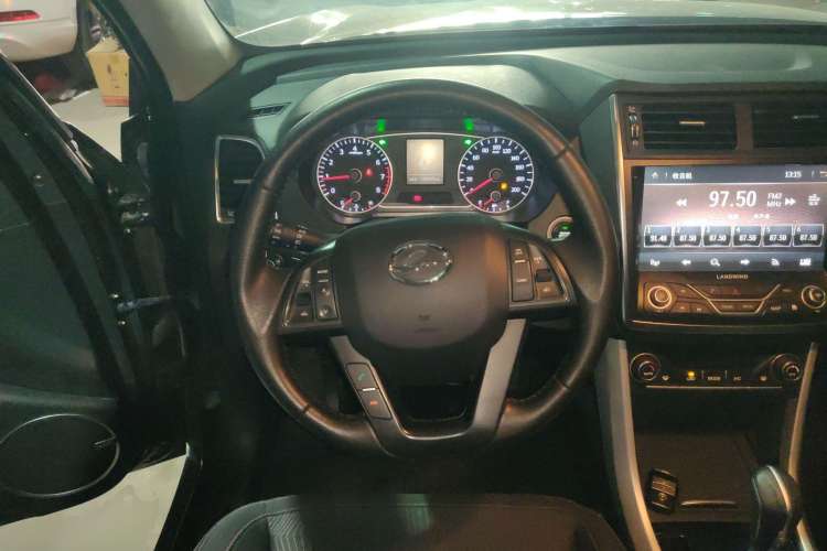 Used Land X5 2016 Plus 2.0T Automatic Enjoyment Edition
