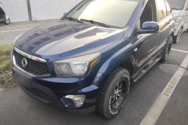 Used SsangYong Actyon 2014 2.3L Two-Wheel Drive Manual Transmission Entry-Level Gasoline Version