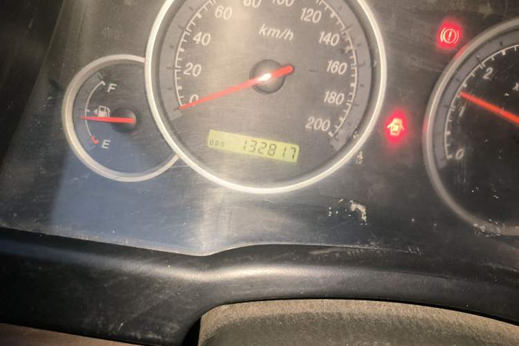 Used Foday Lion F16 2013 2.4L Gasoline Two-Wheel Drive Luxury Extended Version 4G64S4N