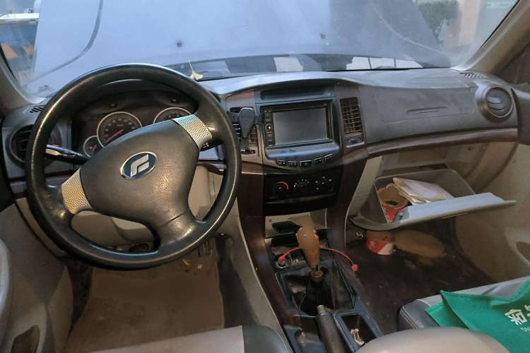 Used Foday Lion F16 2013 2.4L Gasoline Two-Wheel Drive Luxury Extended Version 4G64S4N