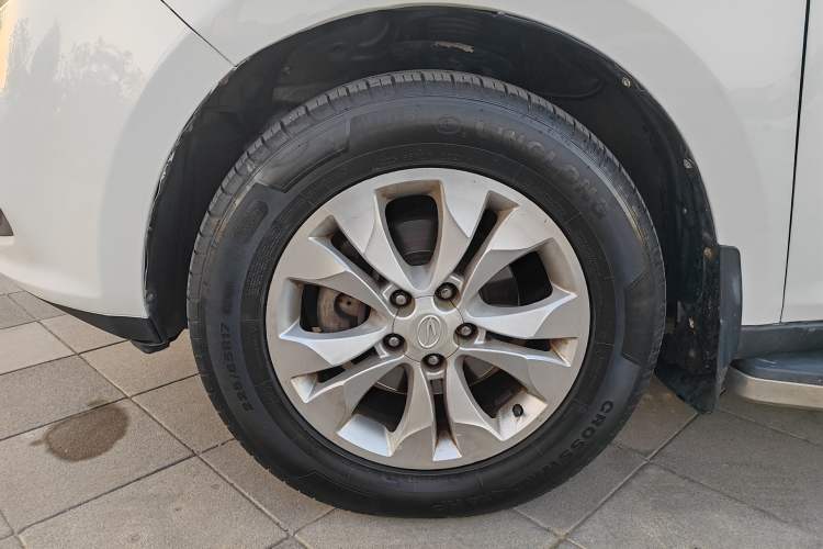 Used Land X5 2014 2.0T Automatic Innovation Edition
