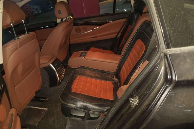 Used BMW 5 Series GT 2015 528i Leading Model
