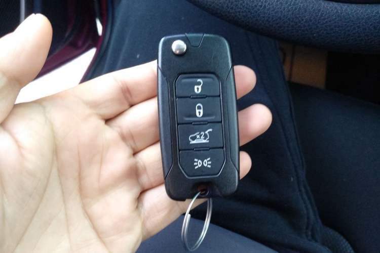 Used Jeep Renegade 2017 180T Automatic Kinetic Edition+
