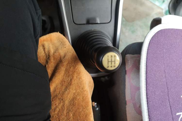 Used Suzuki Wagon R X5 2013 Cruise Edition 1.4L VVT Standard Model
