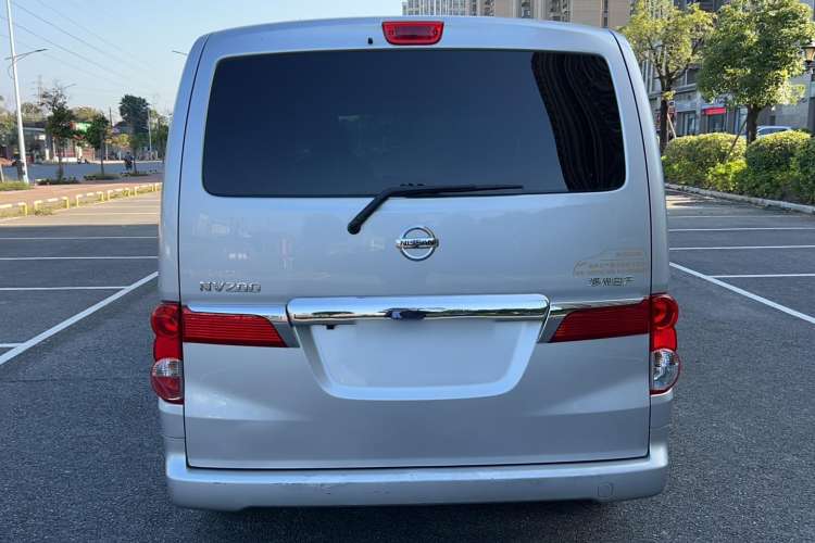 Used Nissan NV200 2016 Revised Version 1.6L Manual Luxury Edition
