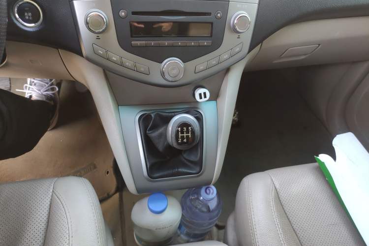 Used BYD S6 2011 2.0L Manual Luxury Edition
