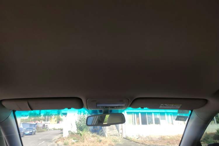 Used BYD S6 2011 2.0L Manual Luxury Edition
