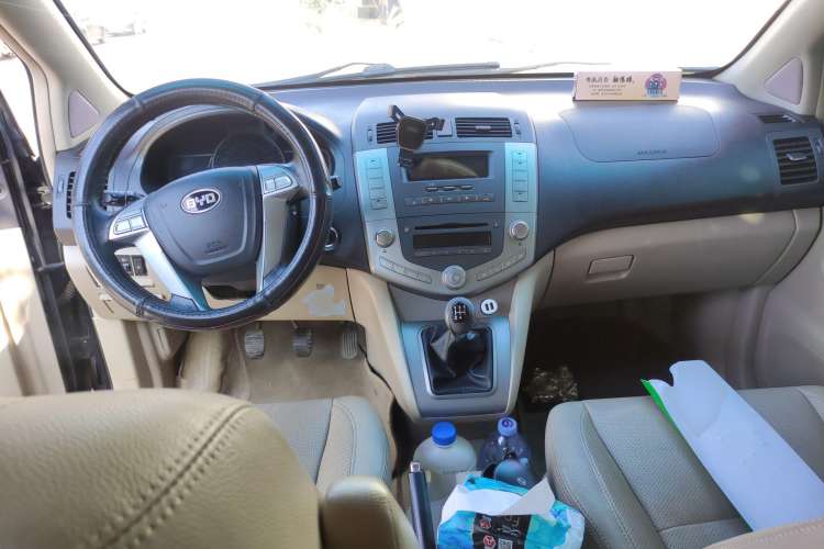 Used BYD S6 2011 2.0L Manual Luxury Edition
