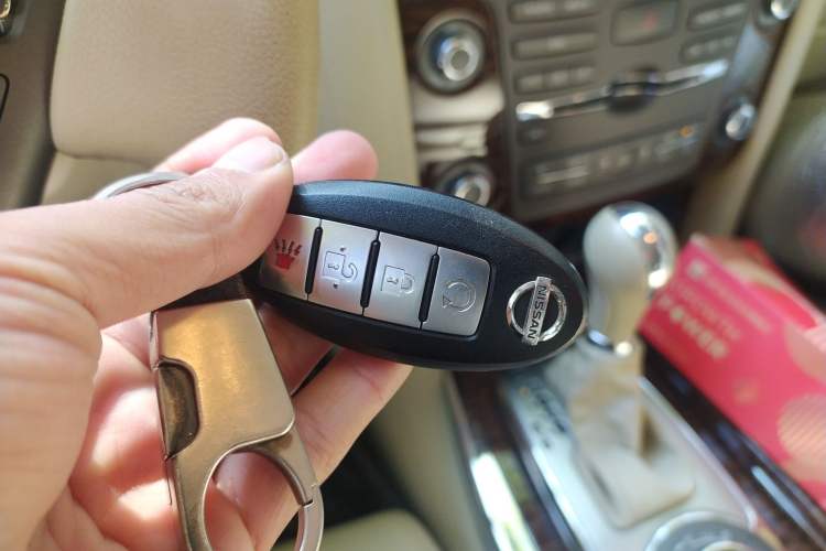 Used Nissan Patrol 2018 5.6L Standard Version Vehicle Key