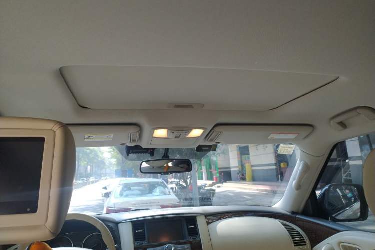 Used Nissan Patrol 2018 5.6L Standard Version Headliner