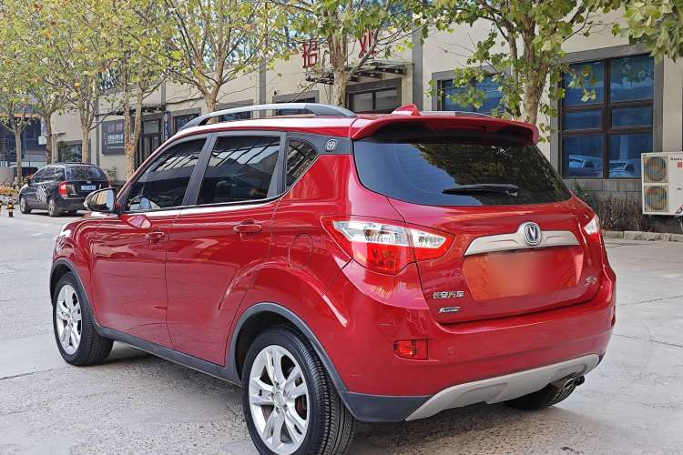 Used CHANGAN CS35 2012 1.6L Manual Luxury Model China IV Standard
