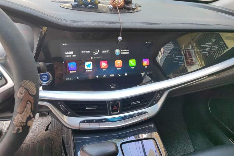 Used Geely Auto Emgrand GT New Energy 2021 1.5T ePro Enjoyment Edition Audio And AC Panel