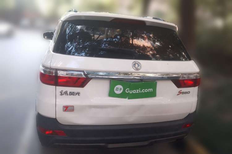 Used Dongfeng Fengon S560 2018 1.8L CVT Elite Model 7 Seats Rear