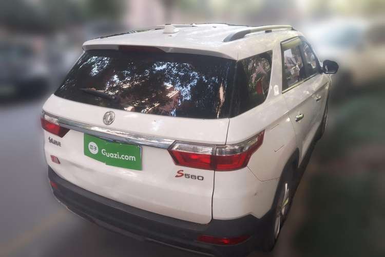 Used Dongfeng Fengon S560 2018 1.8L CVT Elite Model 7 Seats Rear Right 45 Deg