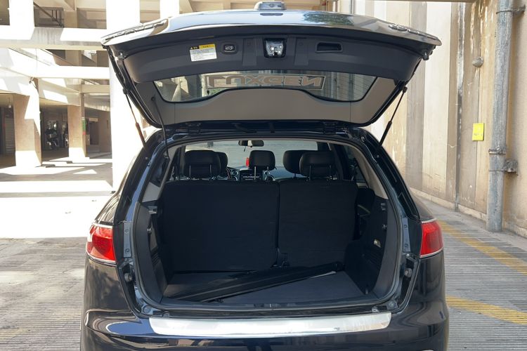 Used Luxgen Great 7 SUV 2013 Limited-Edition Sharp Edition 2.2T All-Wheel-Drive Prestige Model
