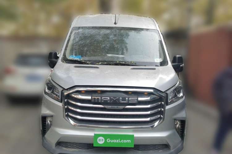 Used SAIC MAXUS Xintu V90 2019 2.0T Manual ZhiDa Rear-Drive Single-Tire Long Wheelbase High-Roof 9-Seater
