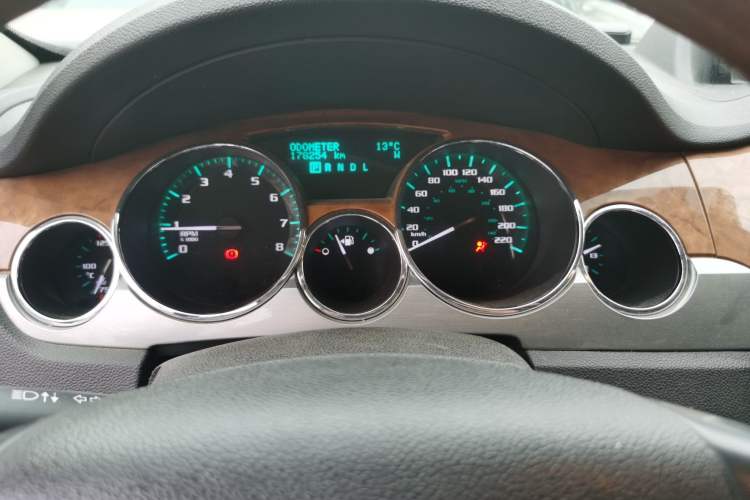 Used Buick Enclave 2010 3.6L Elite Edition