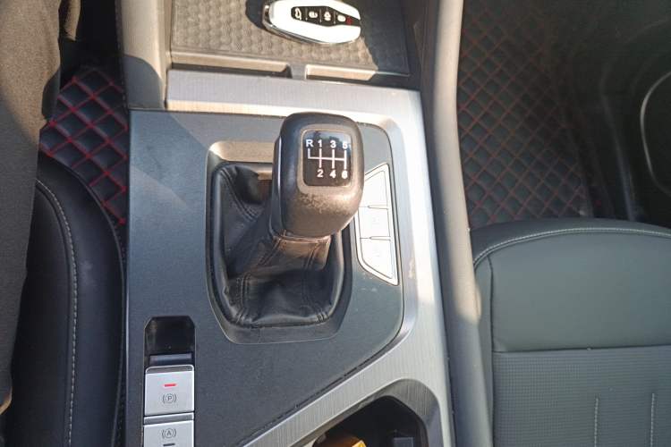 Used JETOUR X90 PLUS 2021 1.5T Manual Villa 7-Seater Gear Lever